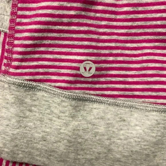 Lululemon In A Cinch Long Sleeve Pullover - Picture 8 of 9